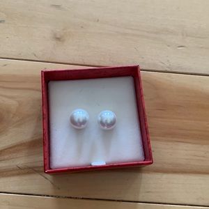 Beautiful Talbots Pearl Earrings